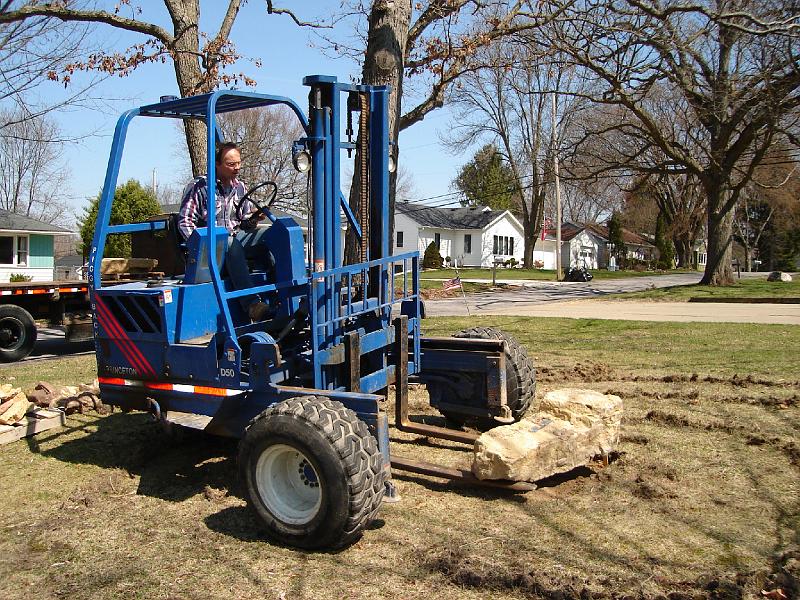 Copy of 285.jpg - The center rock being placed. 10 April 2006